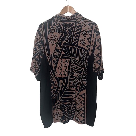 Missing Polynesia Men’s XL Brown Black Hawaiian Aloha Button Up Rayon Shirt - Picture 3 of 5